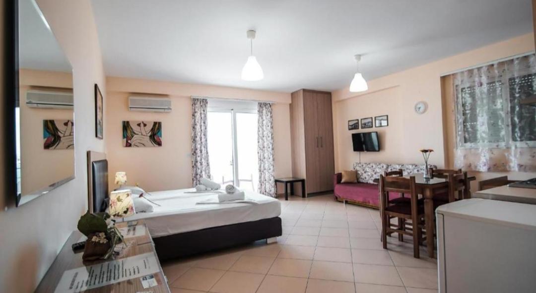 Summer Life Apartments Sarande Exterior photo