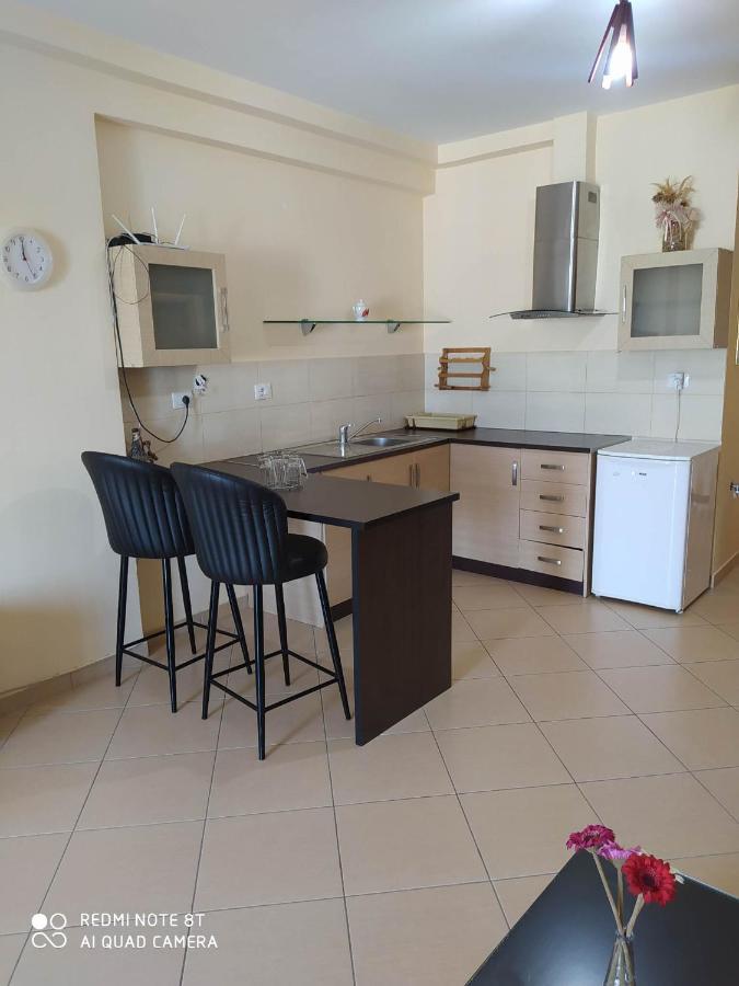 Summer Life Apartments Sarande Exterior photo